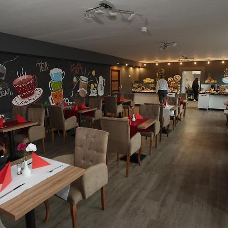 Hotel Hausen Obertshausen Frankfurt エクステリア 写真