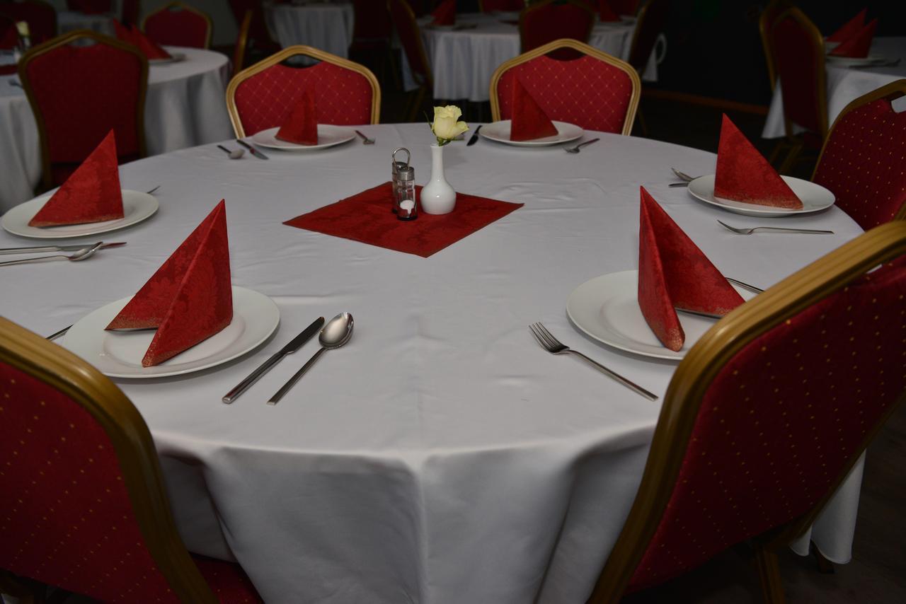 Hotel Hausen Obertshausen Frankfurt エクステリア 写真
