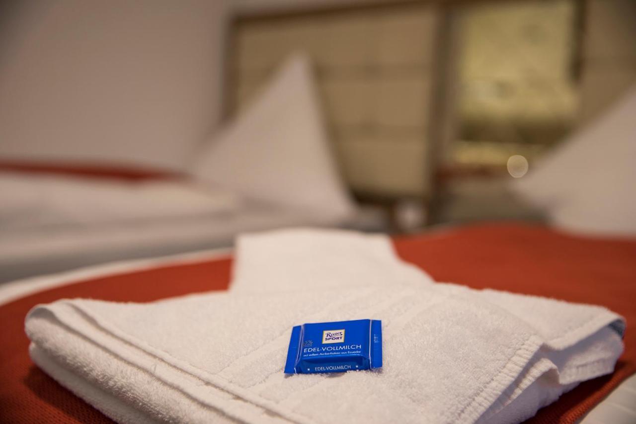 Hotel Hausen Obertshausen Frankfurt エクステリア 写真