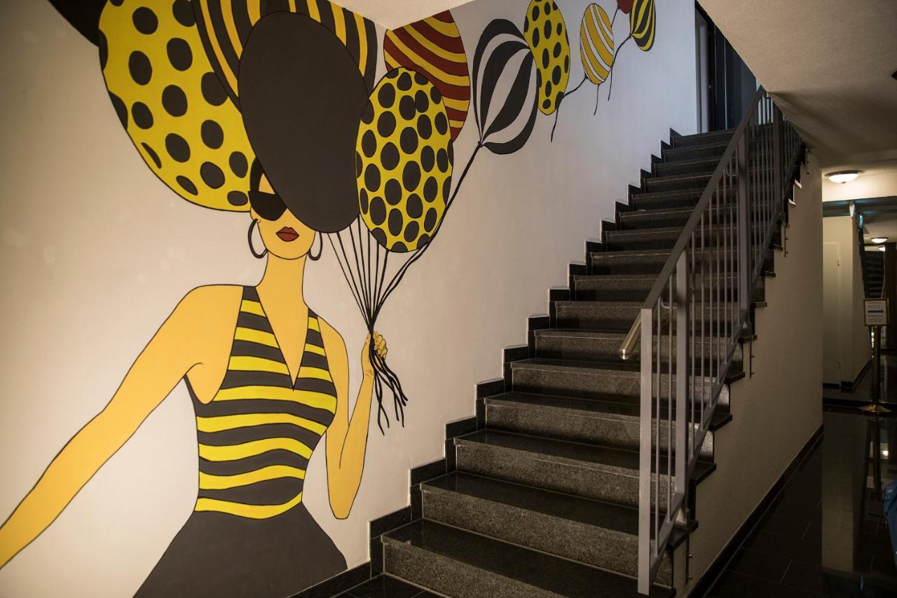 Hotel Hausen Obertshausen Frankfurt エクステリア 写真